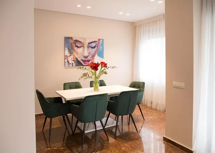 Athenais Luxury Apartment