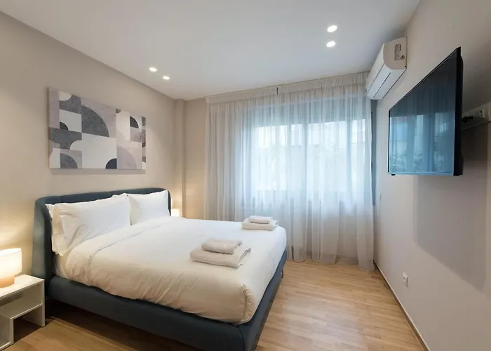 Athenais Luxury Apartment