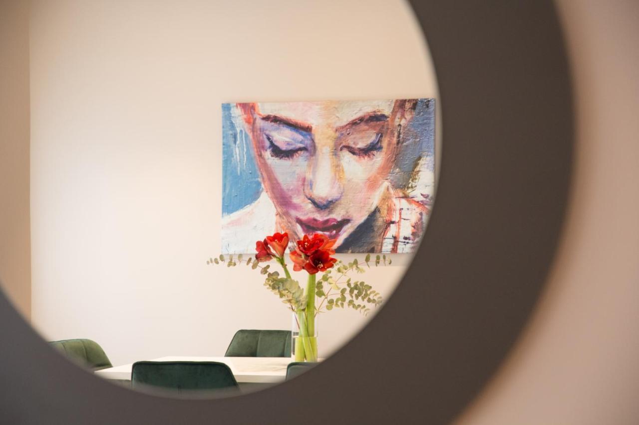 Athenais Luxury Appartement *